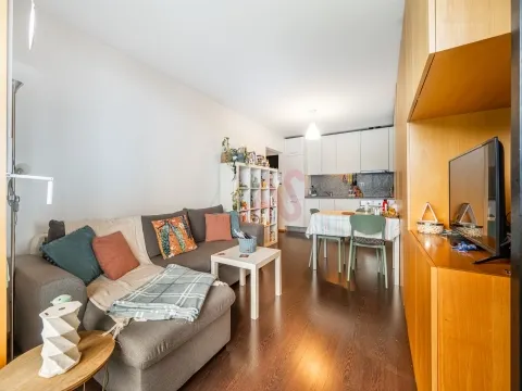 Appartement T0 divisé en T1 | À côté de l’Université du Minho - campus Azurém, Guimarães