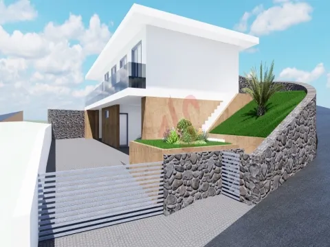 Moradia T3 Individual em Construção | Arquitetura Moderna | Excelentes Áreas