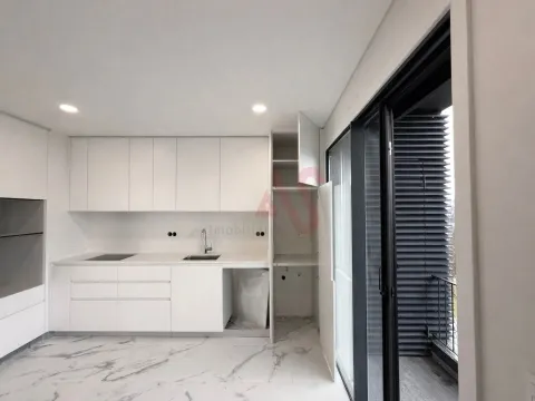 NEUE 2-ZIMMER-WOHNUNG IM NOVA TROFA II-GEBÄUDE