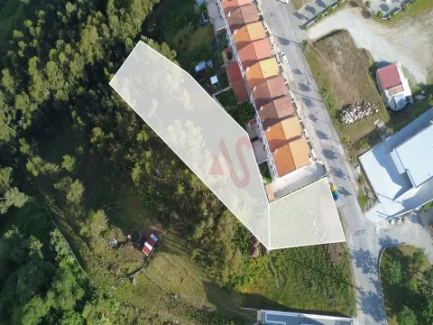 Terreno para construção com 2.525,39 m2, em Barrosas (Santo Estêvão), Lousada