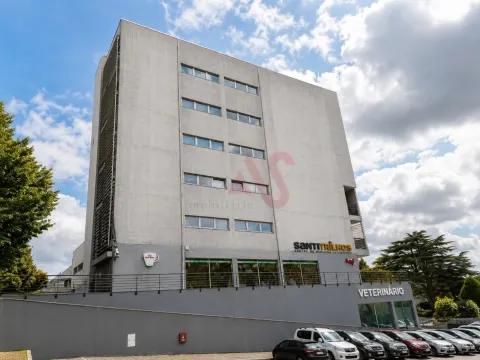 Lugar de Estacionamento para Arrendamento em Ermesinde