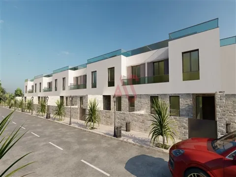 Moradia T3 Inserida no Empreendimento "MGE Exclusive Villas" com Piscina Privada em Albufeira
