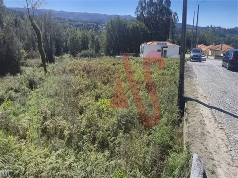 TERRENO URBANIZÁVEL COM 2.750 M² | ESTORÃOS, FAFE