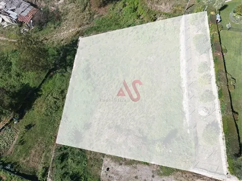 Terreno Urbano para Construção com 739m2 | Montesinhos, Vizela