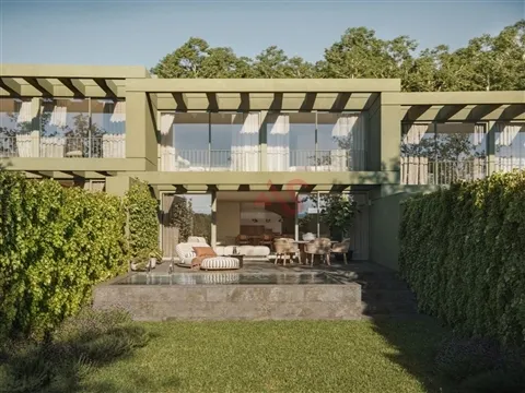 Moradia V4 com Jardim, Piscina e Garagem no Vale Pisão Nature & Golf Resort
