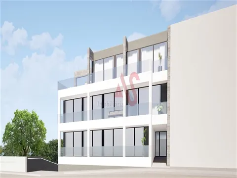 Apartamento T3 no Edifício Lorizon – Meixomil | 138 m² | Jardim e Varanda