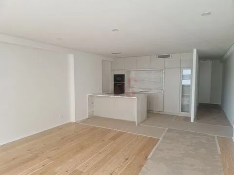 Appartamento con 3 camere da letto a Creixomil, Guimarães