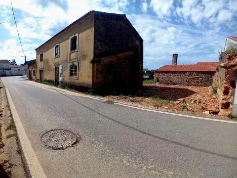 Moradia para Restaurar T3 DUPLEX