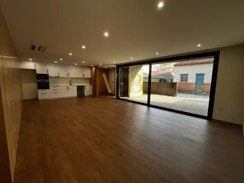 Moradia T3 Nova em Aver-o-Mar - Apenas 70m da Praia