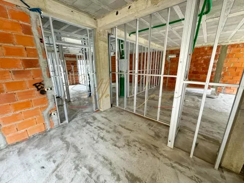 Semi-detached house T3+1