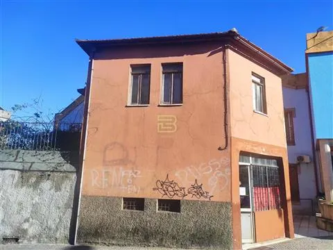 vivienda Desocupada 6 habitaciones