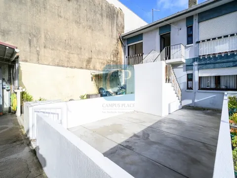 2 Floors 2 bedroom villa with terrace and box, next to Marshopping