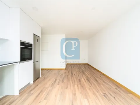 New build 2 bedroom apartment in Paranhos, Porto