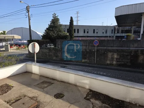 Renovated 2 bedroom apartment in São Mamede Infesta e Senhora da Hora