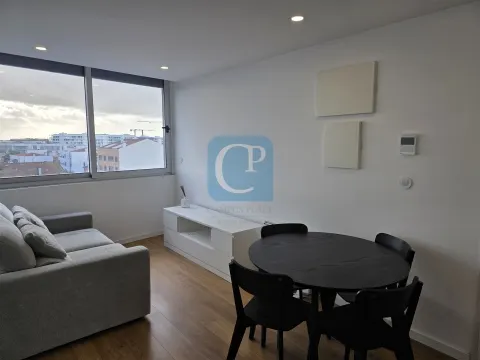 Apartamento T0 novo totalmente equipado na Senhora da Hora