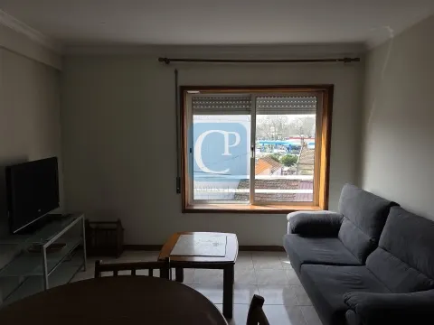 Apartamento T1 equipado junto ao Hospital de São João