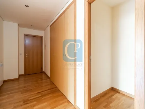 2 bedroom apartment in Ramalde, Porto