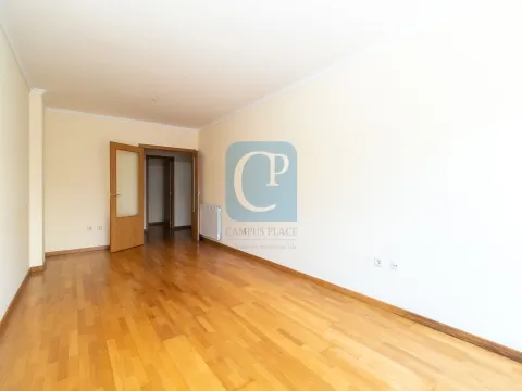 2 bedroom apartment in Ramalde, Porto