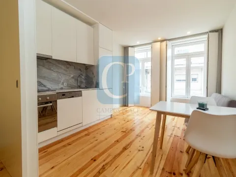 Furnished 1 bedroom apartment in Rua da Alegria, near Marquês