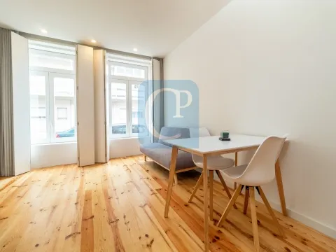 Furnished 1 bedroom apartment in Rua da Alegria, near Marquês