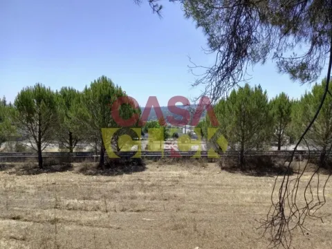 Lotissement de terrain 4 Chambre(s)