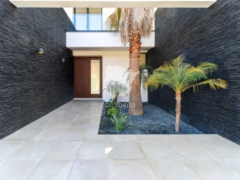 4 Quartos - Moradia - Albufeira - Faro