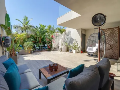 3 +1 Quartos - Moradia Geminada - Estombar - Lagoa