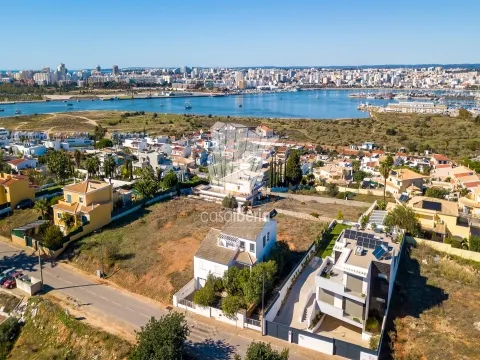 4 SZ– Einstehende Villa – Ferragudo – Lagoa – Algarve