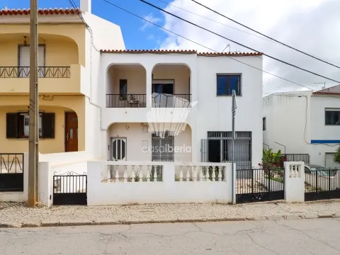 3 Bedrooms - Villa - Lagoa