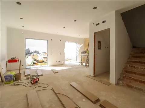 4 Bedrooms - Semi-Detached Villa - Moncarapacho - Olhão
