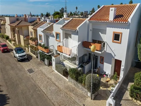 2+1 SZ – Reihenhaus – Carvoeiro