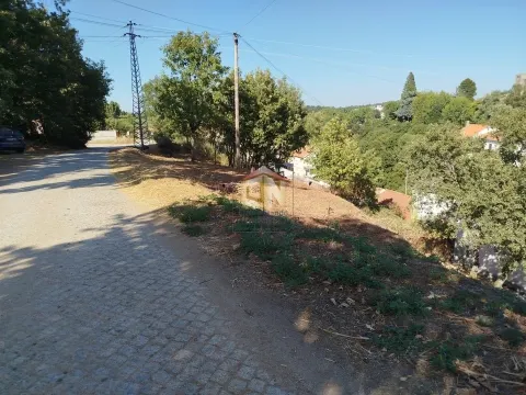 Terreno Rústico com aptidão para construção em Sabugal