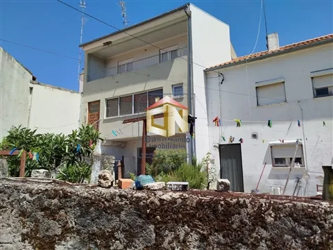 Maison dans village 3 Chambre(s)