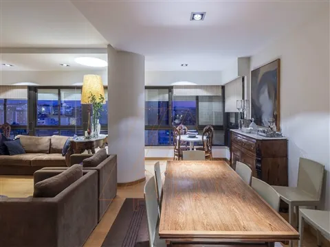 Apartement 4 kamerwoning DUPLEX