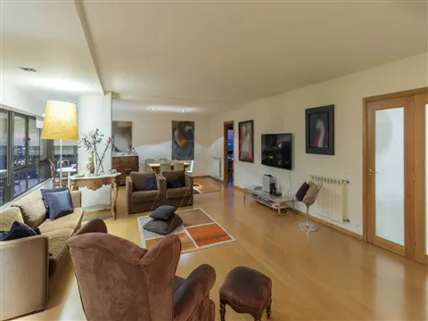 Apartement 4 kamerwoning DUPLEX