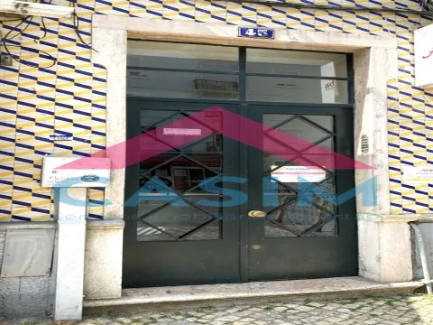 T2 ARRENDA equipado e mobilado - Penha de França, Lisboa