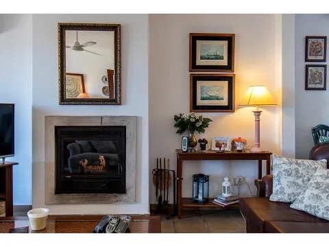 Moradia isolada com piscina e garagem para venda em Altura