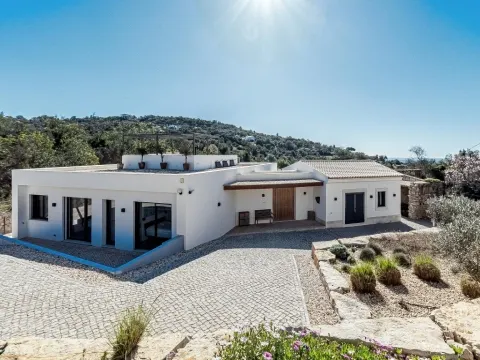 Maison rurale T3 à vendre à Loulé