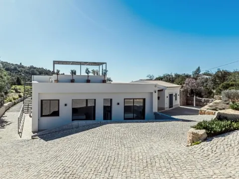 Maison rurale T3 à vendre à Loulé