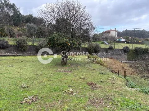 Terreno urbano para construção em Carreira, Barcelos