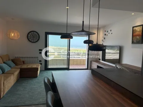 Renovated 2-bedroom apartment with sea view in Póvoa de Varzim