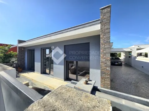 Moradia T3 - Quinta das Laranjeiras, Fernão Ferro