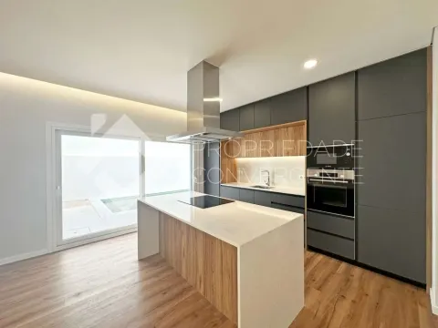 Moradia Isolada T3 - Pinhal do General, Fernão Ferro