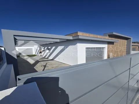 Moradia Isolada T3 - Pinhal do General, Fernão Ferro