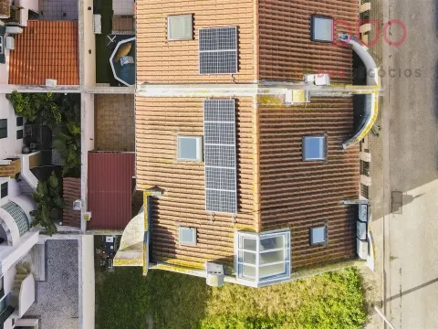 Moradia T4+1 à venda no Montijo