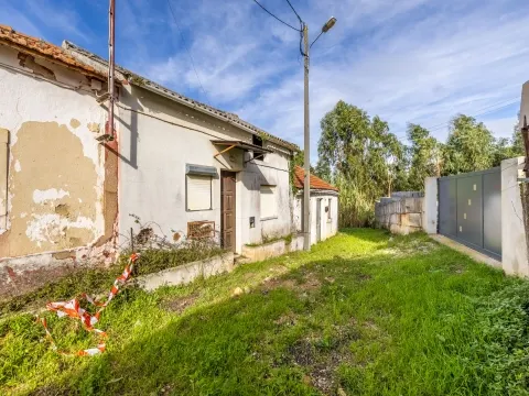 MORADIA / 1O MINUTOS DE LEIRIA / FAMALICÃO DAS CORTES / LEIRIA / HABITAÇÃO / INVESTIMENTO