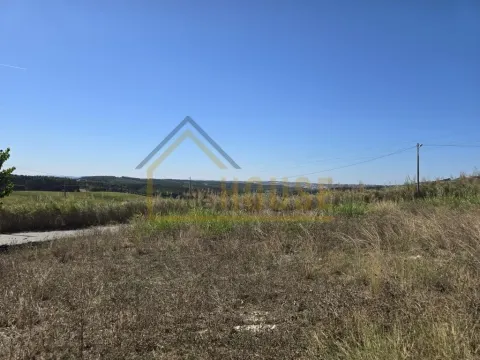 Lote terreno com 394m2 na Marteleira