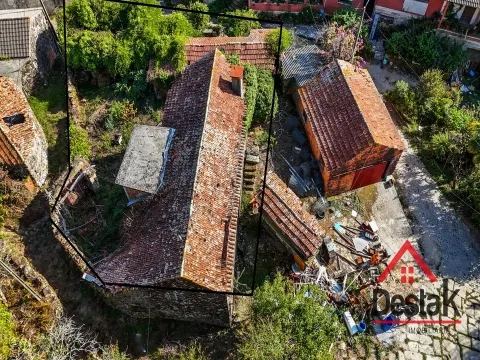 Detached house to restore T3