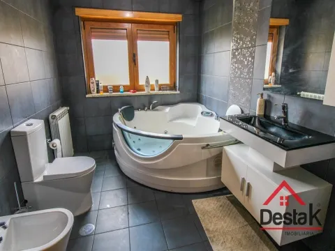 Moradia Isolada V5 a 10 minutos de Viseu