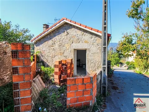 House T2